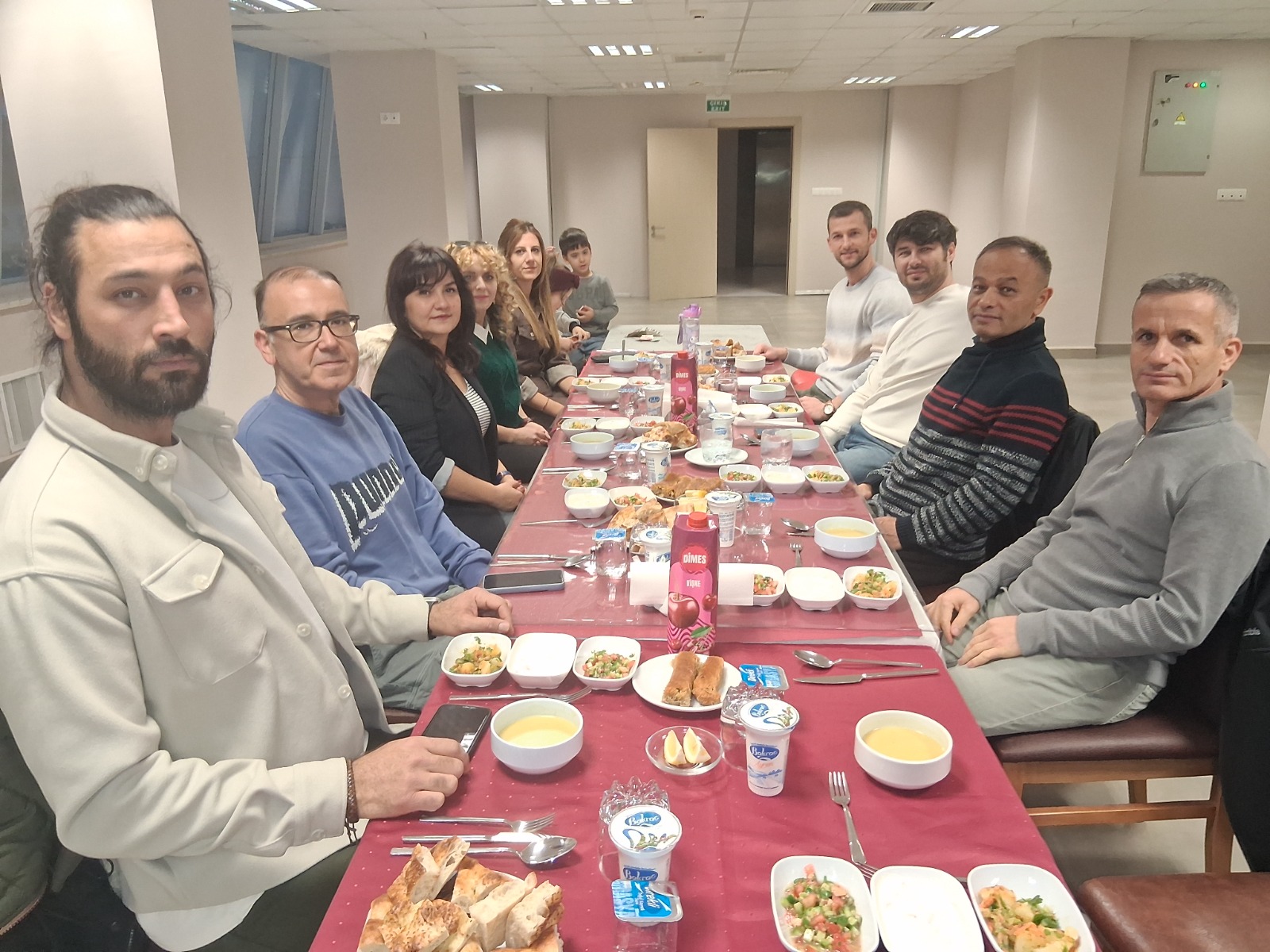 Dernek Üyeleriyle Beraber İftar Yemeği
